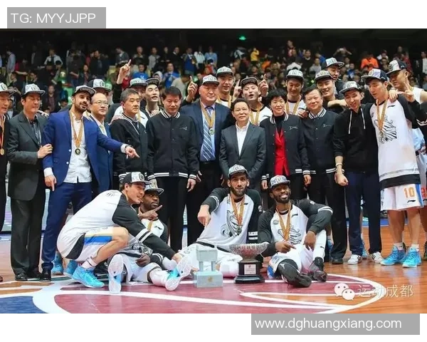 成都篮球队在最新耐力排行榜中夺冠领跑全国TOP10球队
