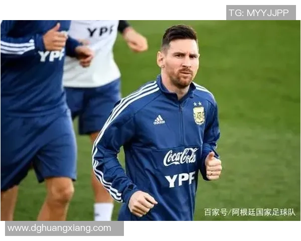 足球明星们的灿烂笑容特效视频带你领略激情与快乐的完美结合